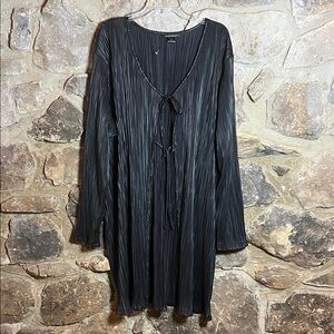 Ashley Stewart Size 26/28 Pleated Black Crepe Women’s Tie Front Dressy Coverlet